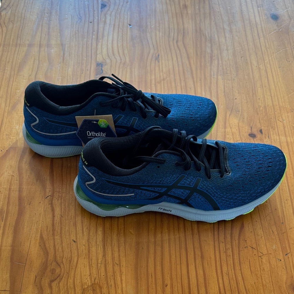 ASICS Men's Black and Blue Gel-nimbus 24.